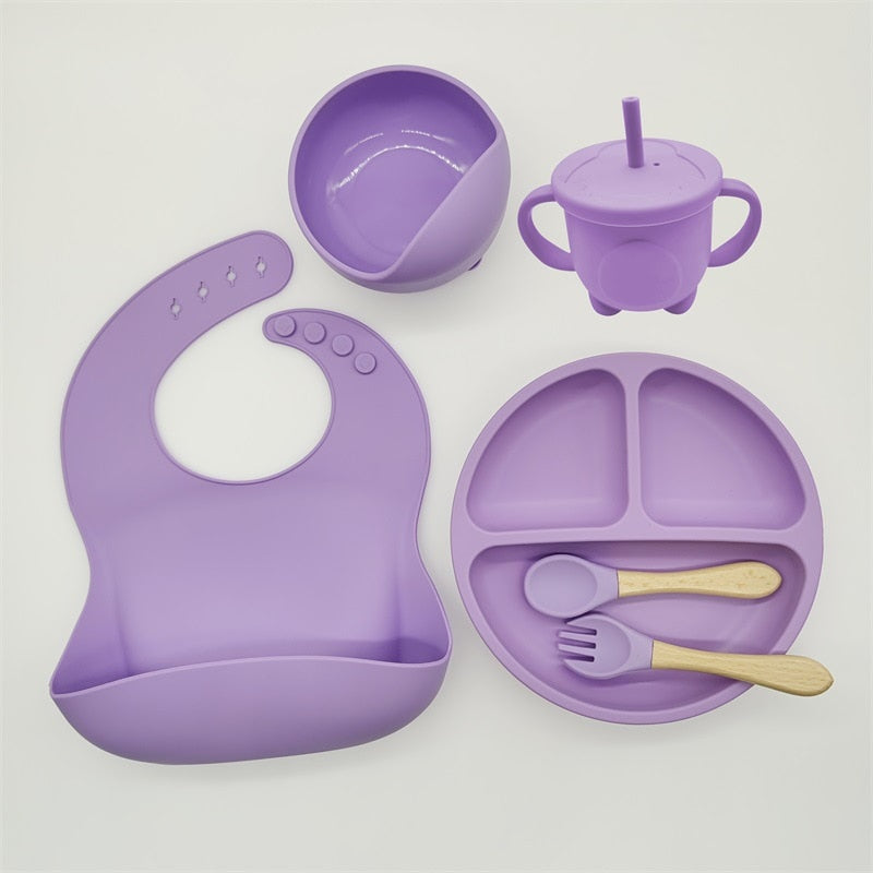 Kit com Utensílios para Alimentação Infantil