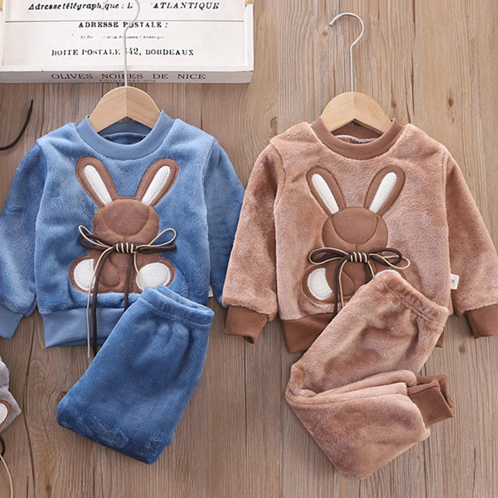 Conjunto Coelhinho Felpudo - 9 meses a 6 anos