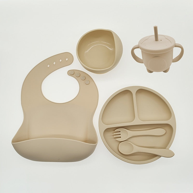 Kit com Utensílios para Alimentação Infantil