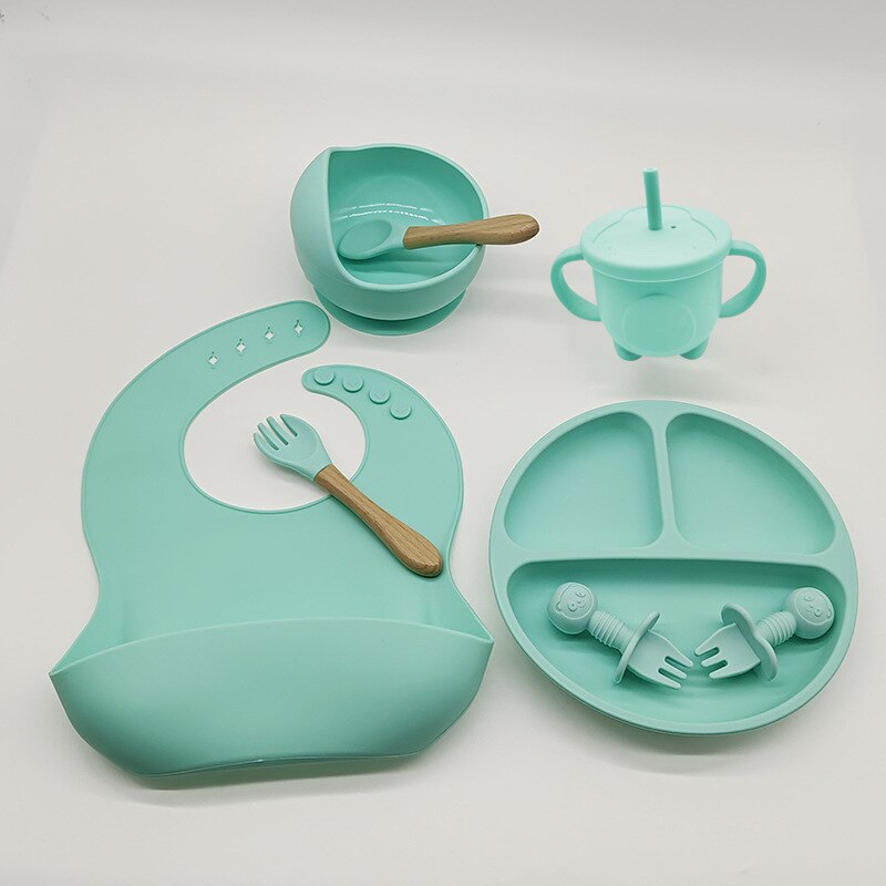 Kit com Utensílios para Alimentação Infantil
