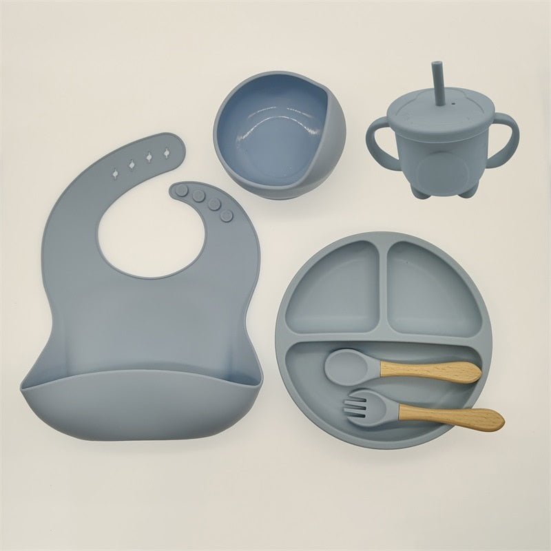 Kit com Utensílios para Alimentação Infantil