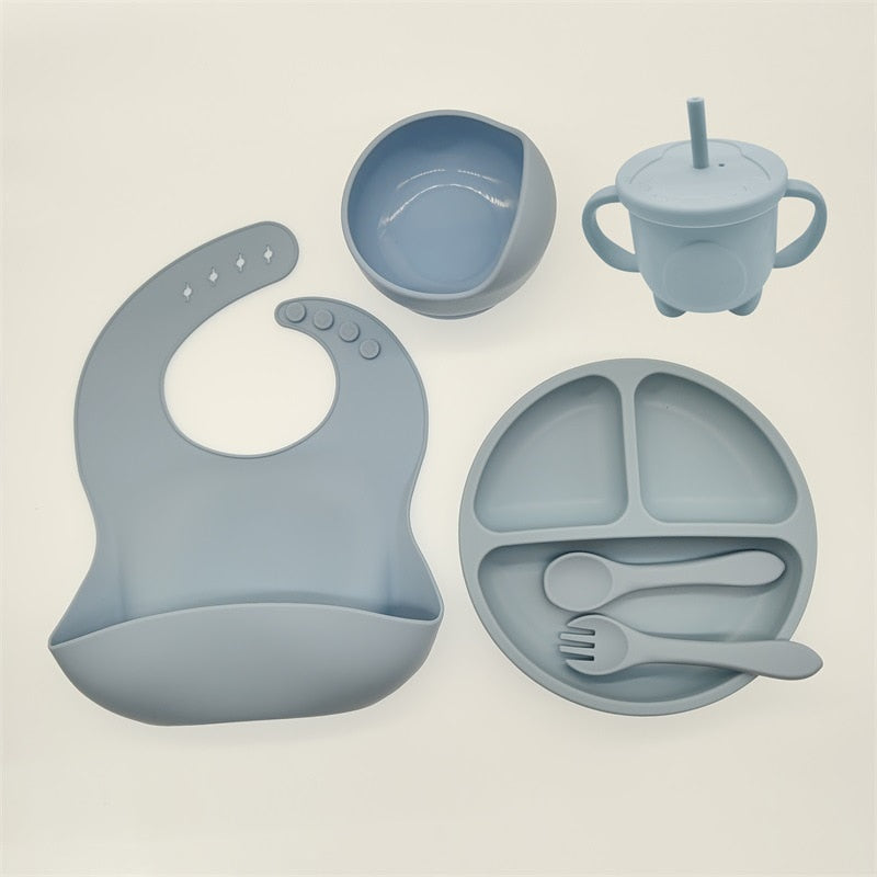 Kit com Utensílios para Alimentação Infantil