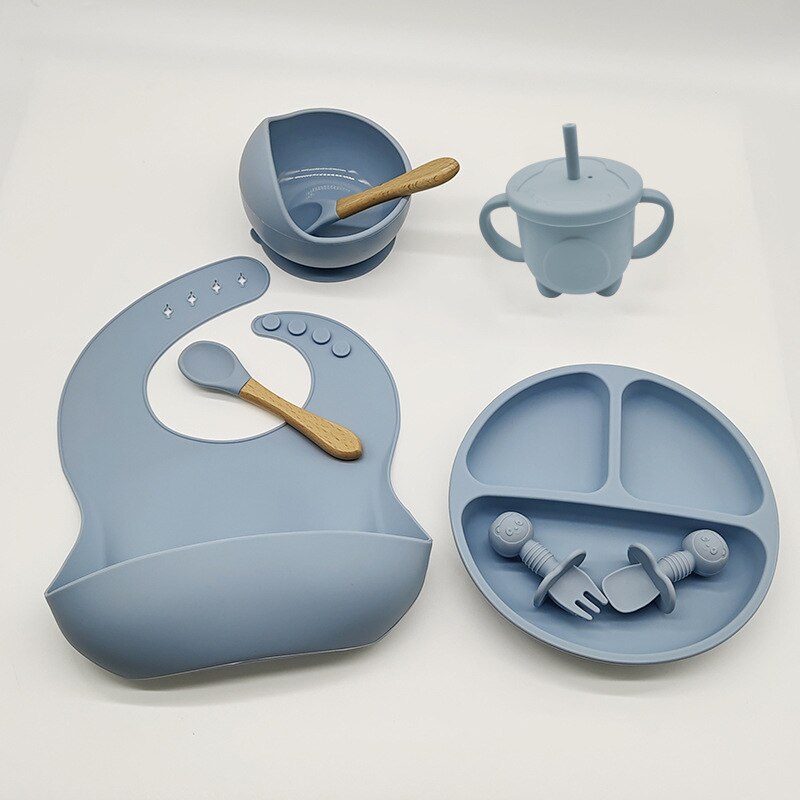Kit com Utensílios para Alimentação Infantil