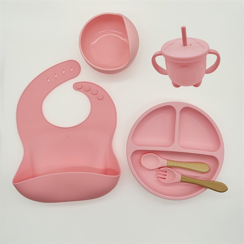 Kit com Utensílios para Alimentação Infantil