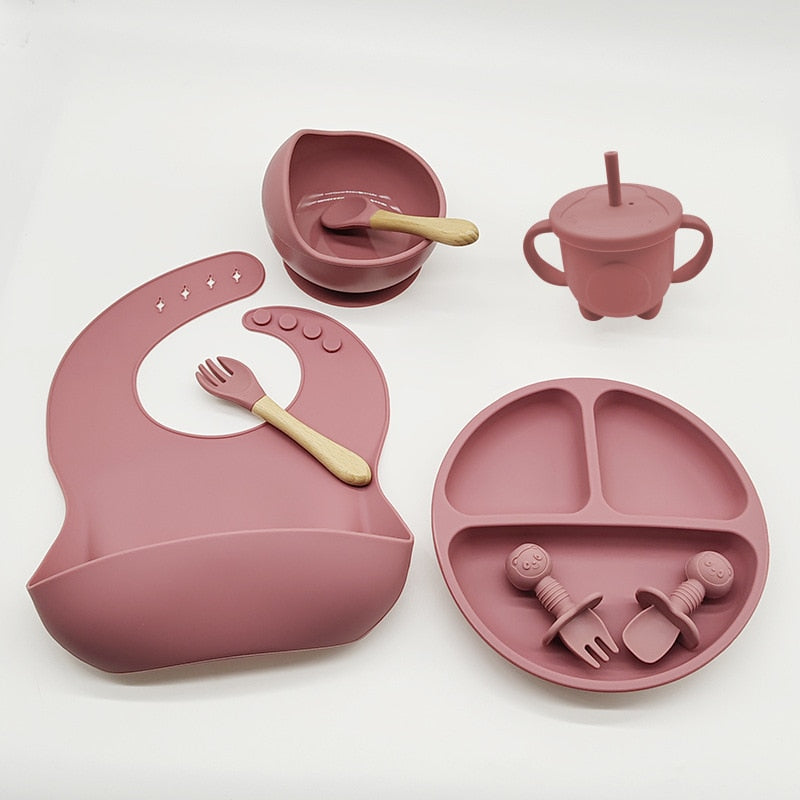 Kit com Utensílios para Alimentação Infantil