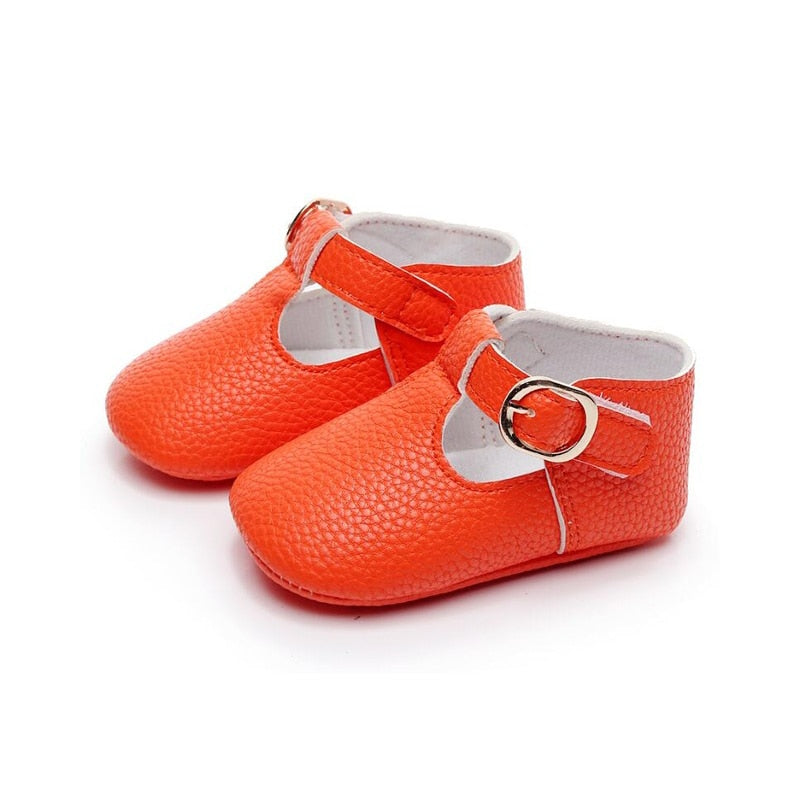 Sapatos de couro para meninas de 0 a 18 meses