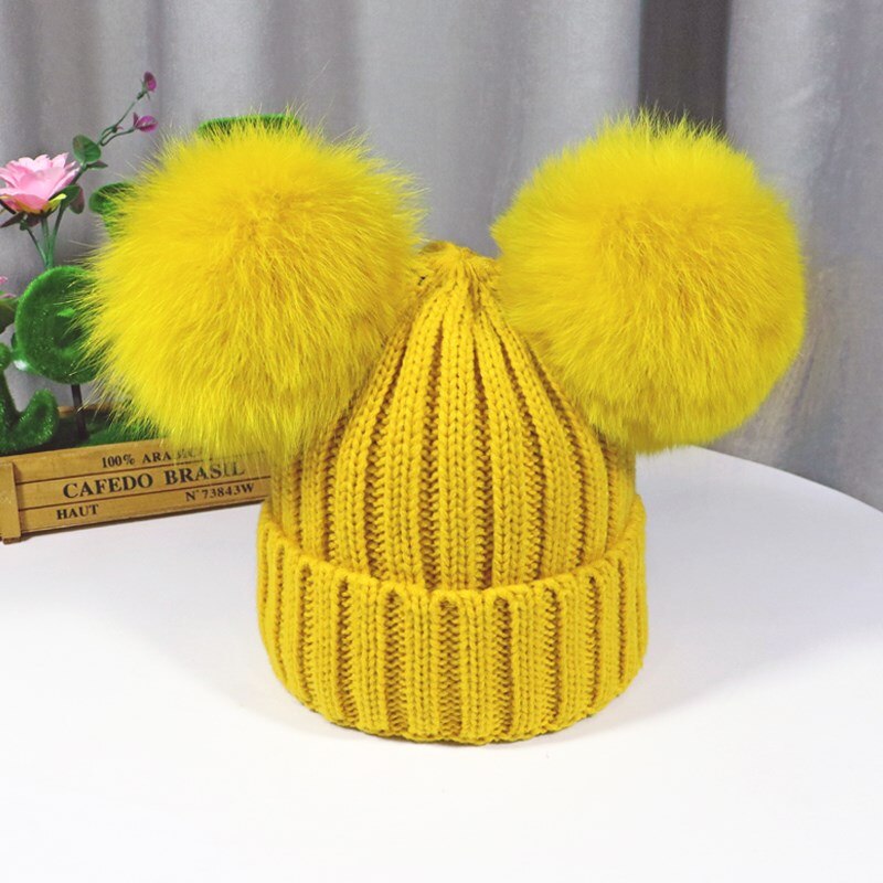 Touca de Lã com Pompom Super Linda para o Inverno