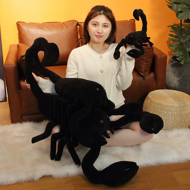 Escorpião em Pelúcia - 45 a 120 cm