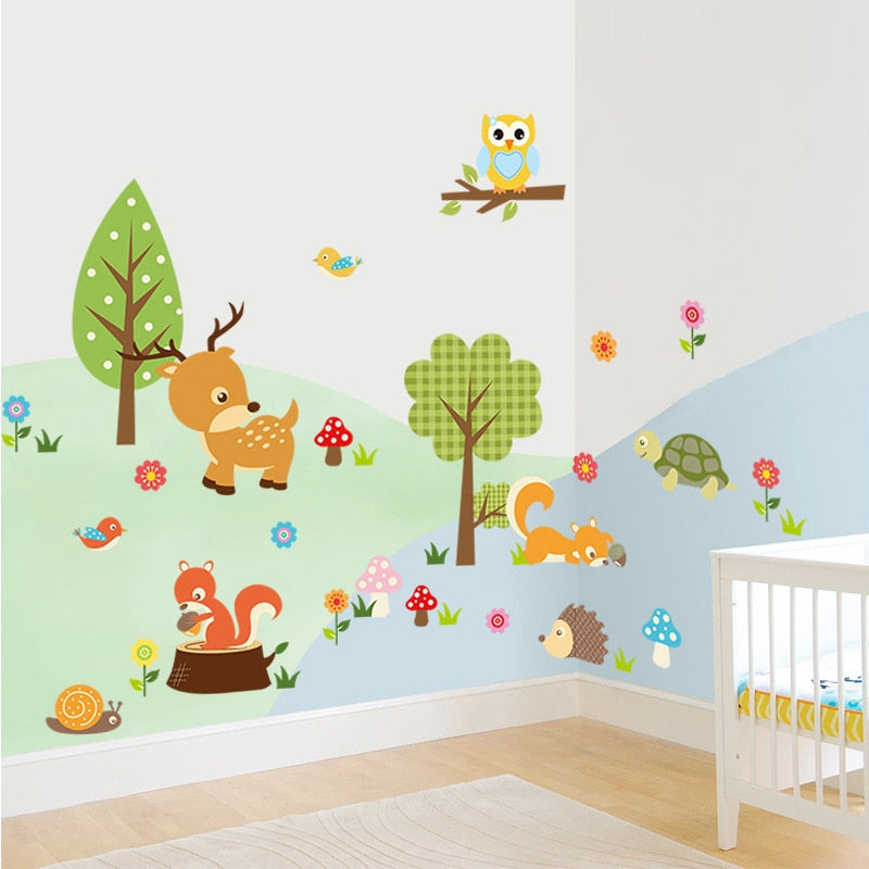 Adesivo decorativo (papel de parede) - Bichinhos na floresta