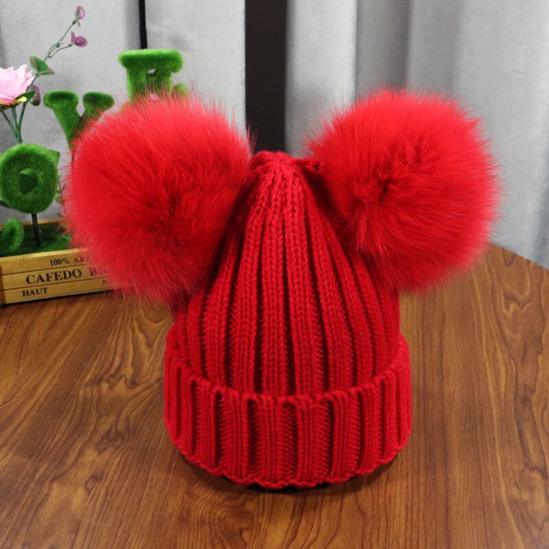 Touca de Lã com Pompom Super Linda para o Inverno