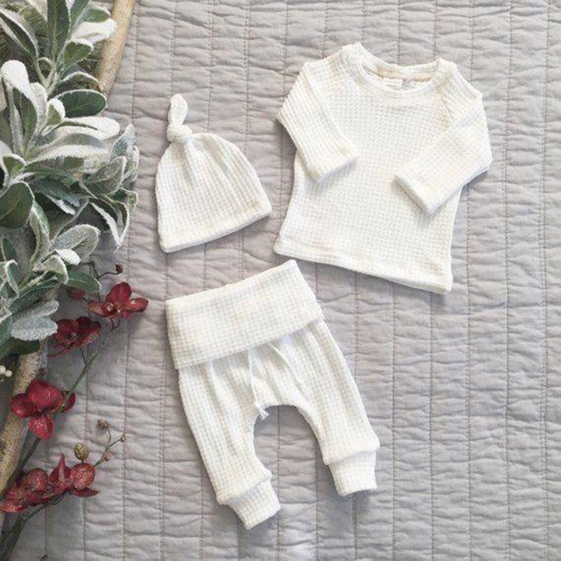 Conjunto de calça, camisa e gorro para bebês recém-nascidos - 0 a 24 meses