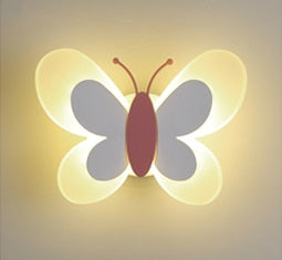 Luminária de LED em Formato de Borboleta