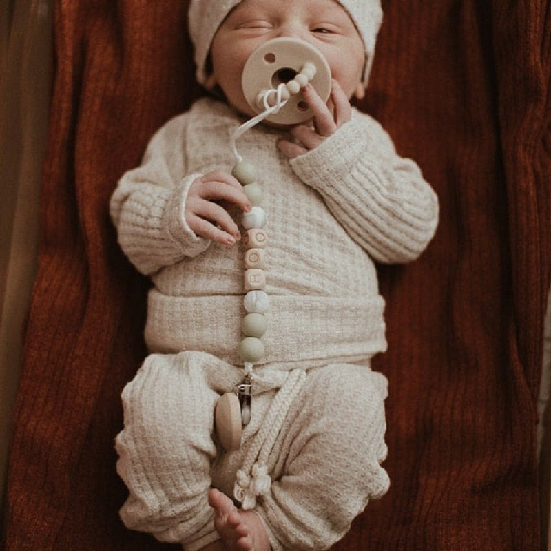 Conjunto de calça, camisa e gorro para bebês recém-nascidos - 0 a 24 meses