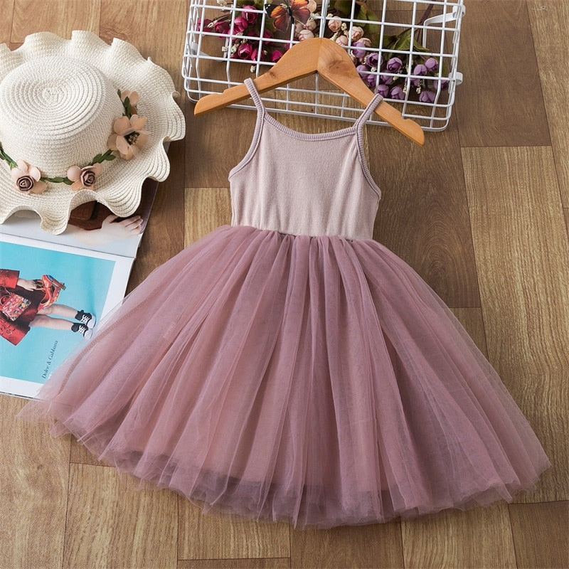 Vestido com Detalhes em Tule - 3 a 8 anos