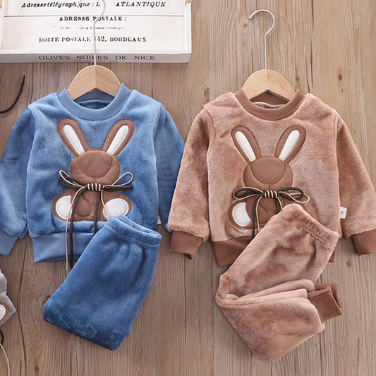 Conjunto Coelhinho Felpudo - 9 meses a 6 anos