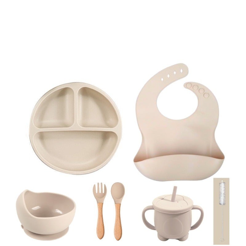 Kit com 2 a 7 utensílios para Alimentação Infantil