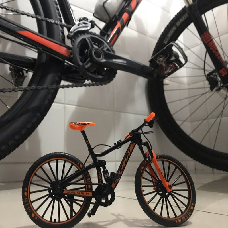 Mini Bicicleta de Metal