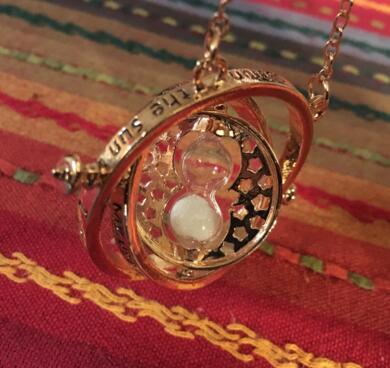 Colar e pulseira Harry Potter - Ampulheta, seis falange, varinhas mágicas etc