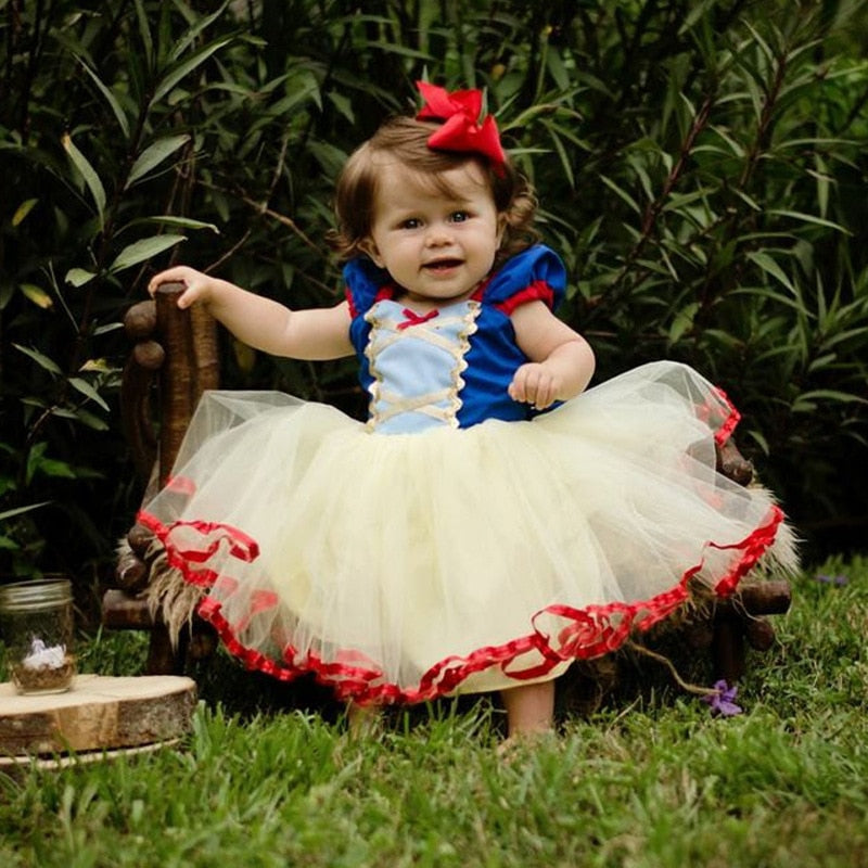 Fantasia da Branca de Neve - de 1 a 5 anos
